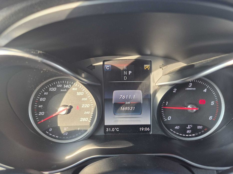 Mercedes-Benz GLC 250d 4MATIC | 2017/2018 | 169.531 km | Istoric Mercedes |