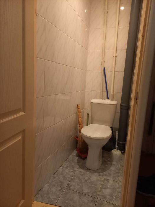Продам 2 ком Достыка