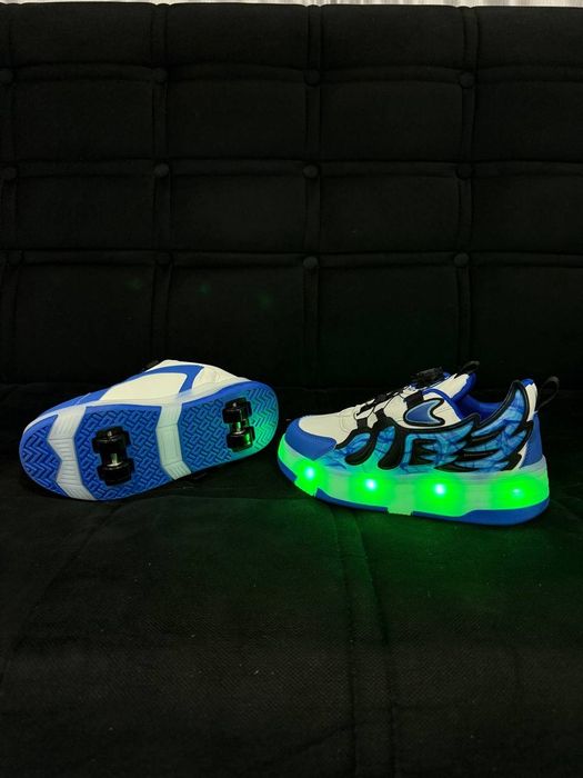 Кроссовка ролик Роликовые кроссовки детский 7018