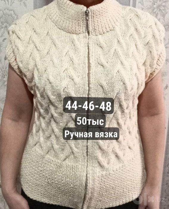 Продаеться одежда б/у размеры и цены на фото