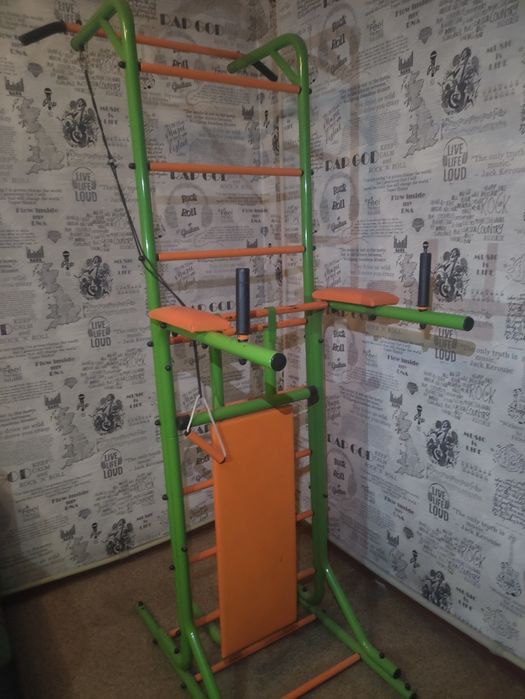 Тренажерная стенка