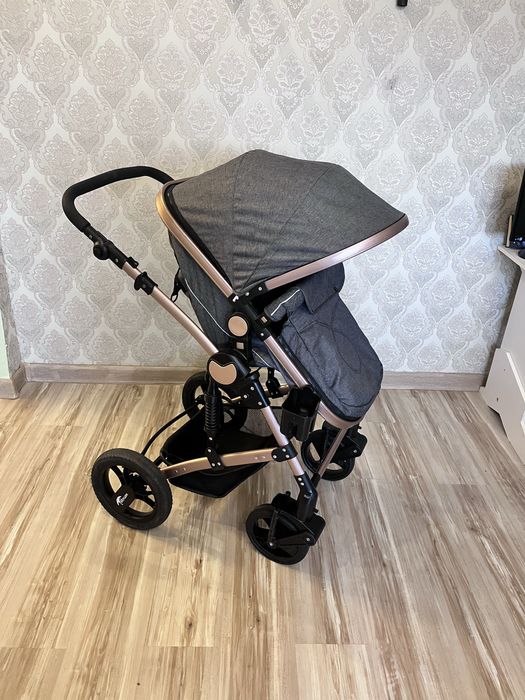 Коляска прогулочная