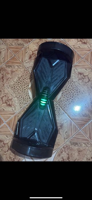 Vând hoveboard în stare bună