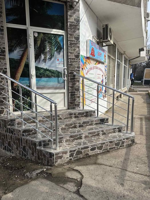 Продава се Магазин в Казанлък - 85 кв.м за 1020 €/кв.м - Снимка #1