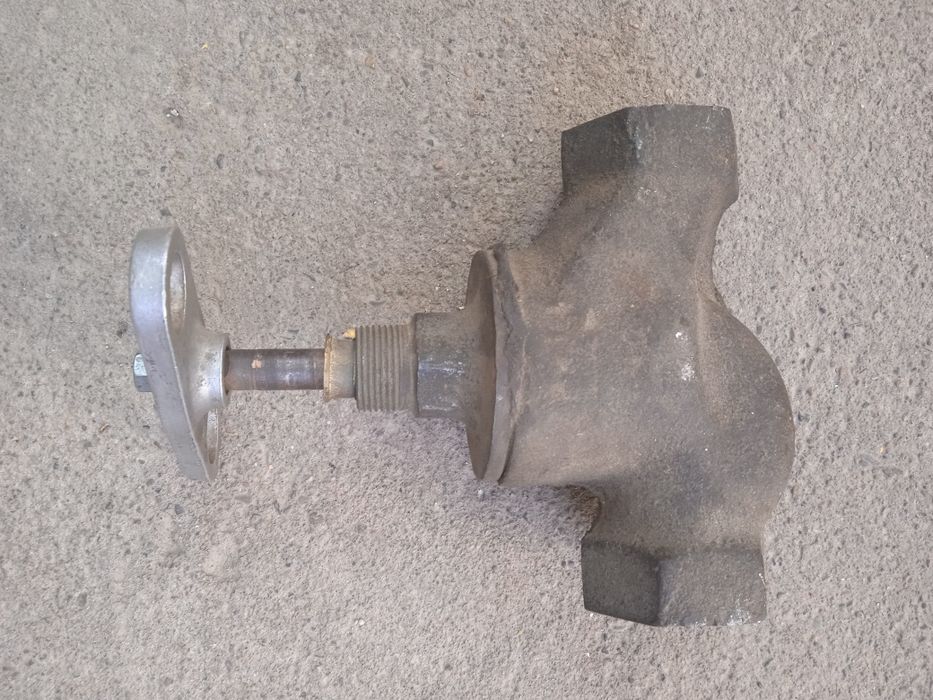 Вентиль - задвижка на 40