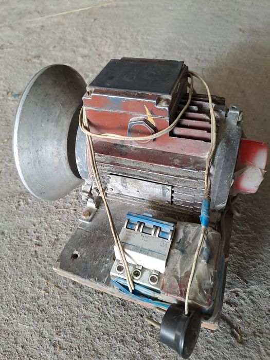 Автомат 100А промышленый советский