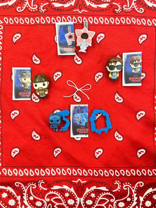 Фигурки осд , kinder joy ,  funky pop.