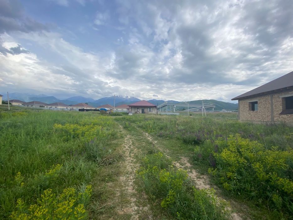 Продам участок 6 соток ИЖС