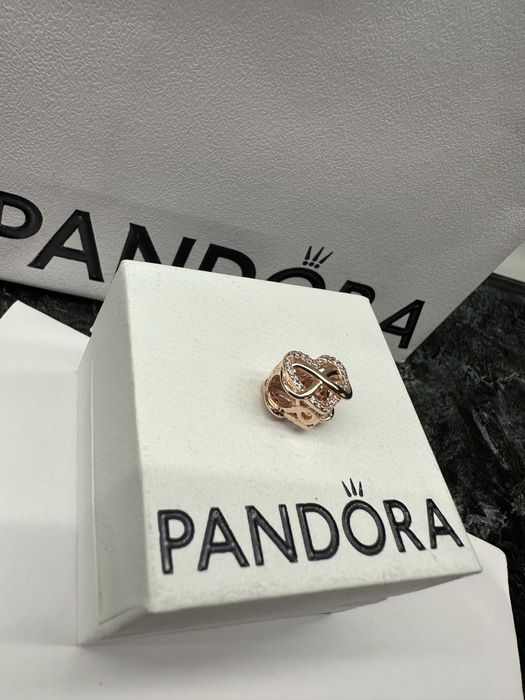 Талисман Пандора / Pandora - безкрайност