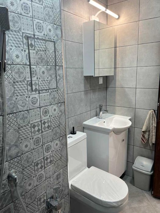 Дава се под наем Двустаен апартамент в София, Банишора - 56 кв.м за 663 € - Снимка #1