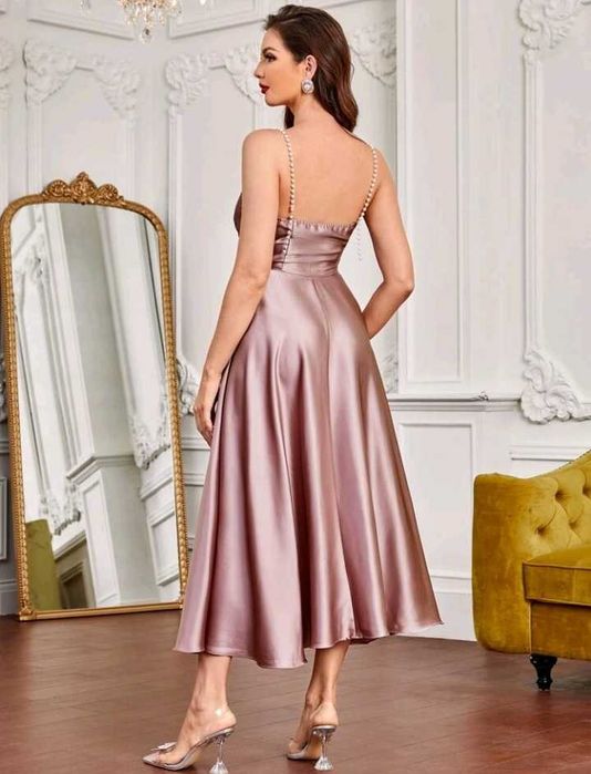 Rochie roz        .