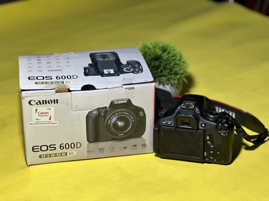 Canon EOS 600D + 18-55mm