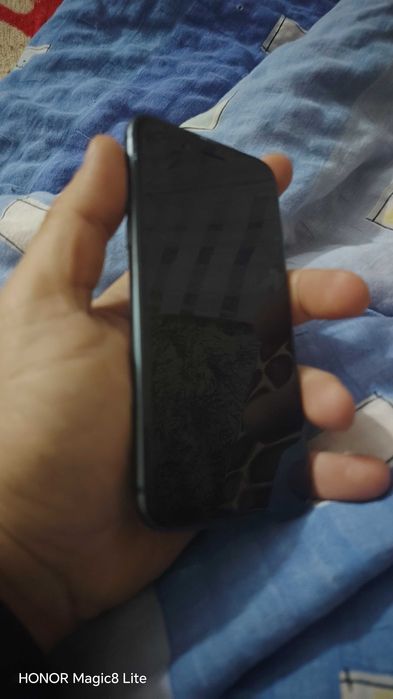 iphone 8 256gb чисто нов 85% Батерия живот