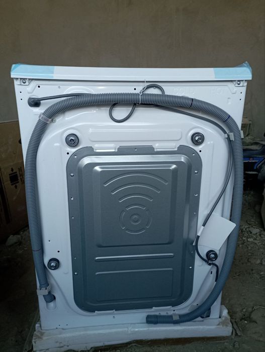 Lg avtomat kir yuvish mashinasi 8.5kg xolati yangi .Germaniya