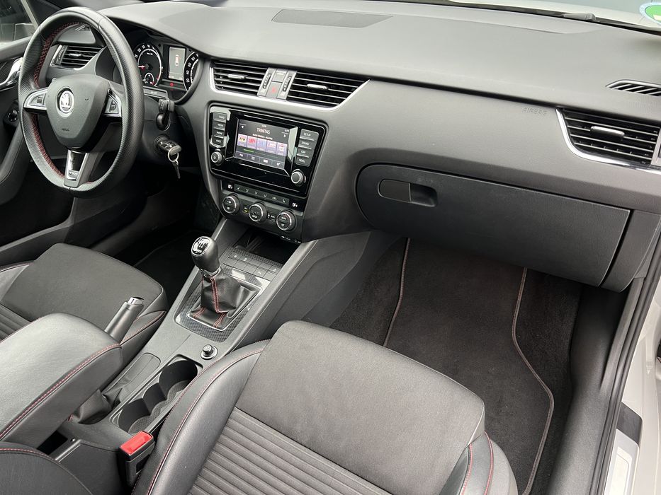 Skoda Octavia 2.0 TDI RS Steel Grey