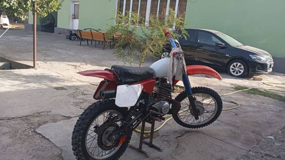 Кросвое мотосикл