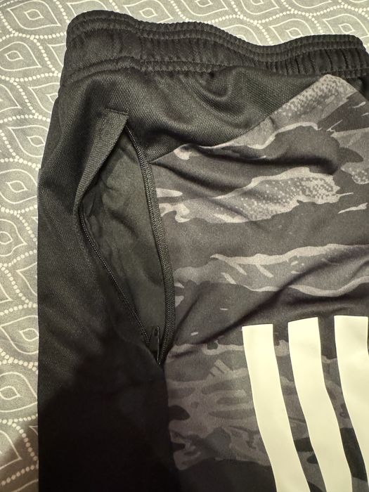 Къси панталони Nike Adidas