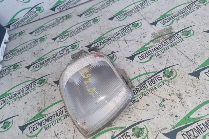 Lampa semnalizare fata dreapta Volkswagen VW Polo 1998 1.0 MT (50 hp)