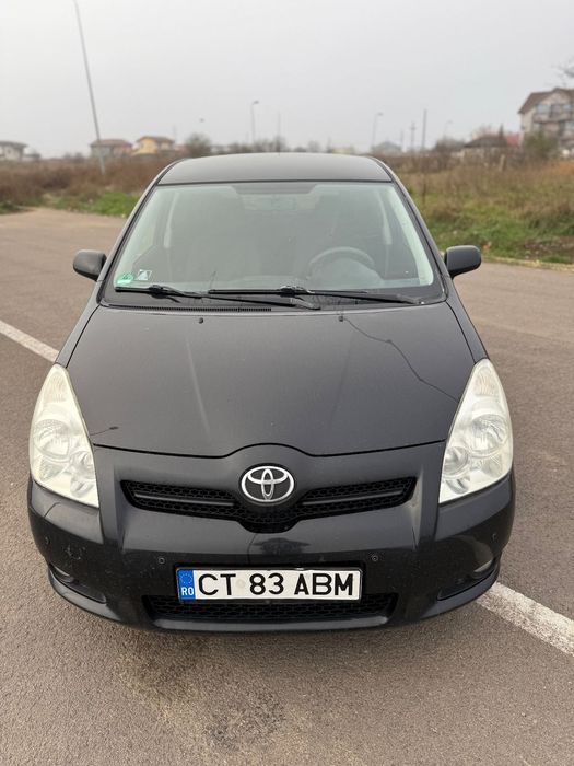 Toyota Corolla Verso Toyota Corolla Verso 2.2 D-4D 136 CP | 7 locuri | Euro 4 | Rate