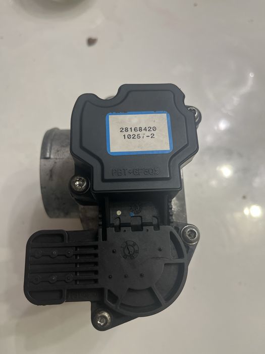 Дроссельная заслонка ВАЗ 2114 б/у