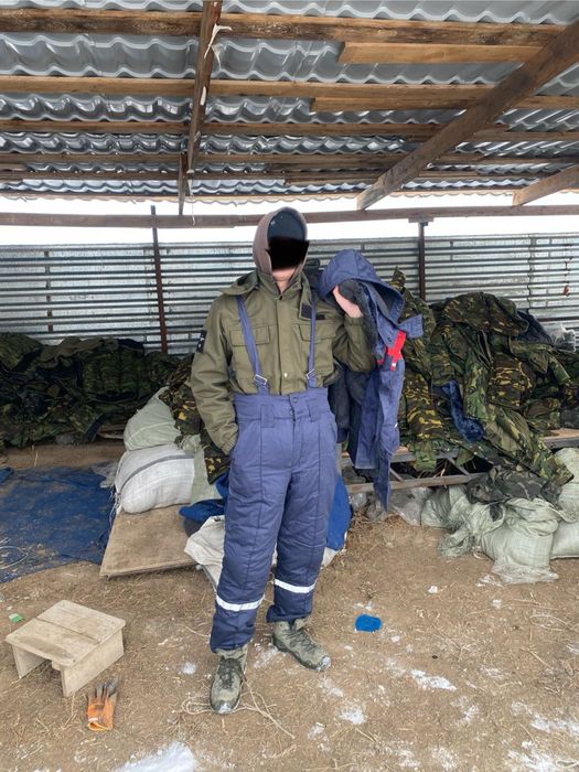 Продам комбинезоны