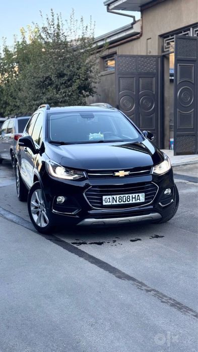 Tracker. 2019 Avtomat