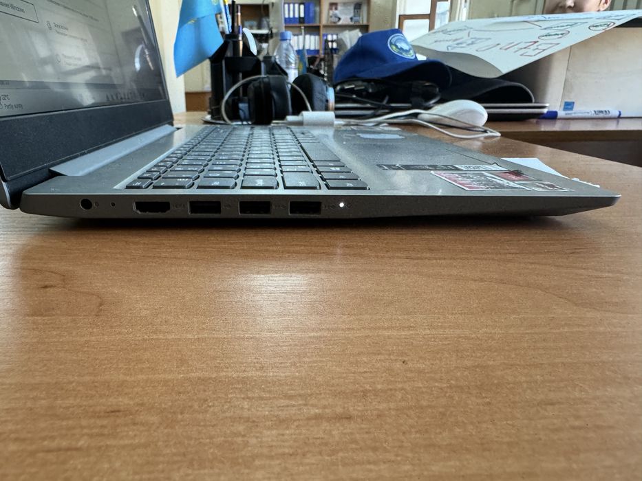 Ноутбук Lenovo