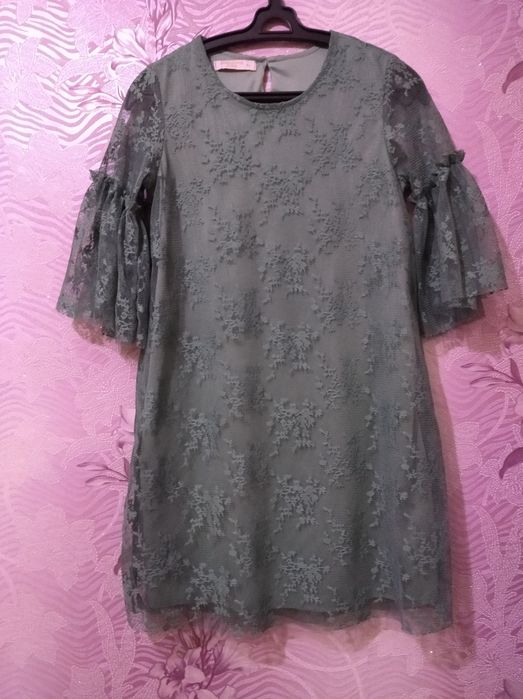 Платье 42 размер