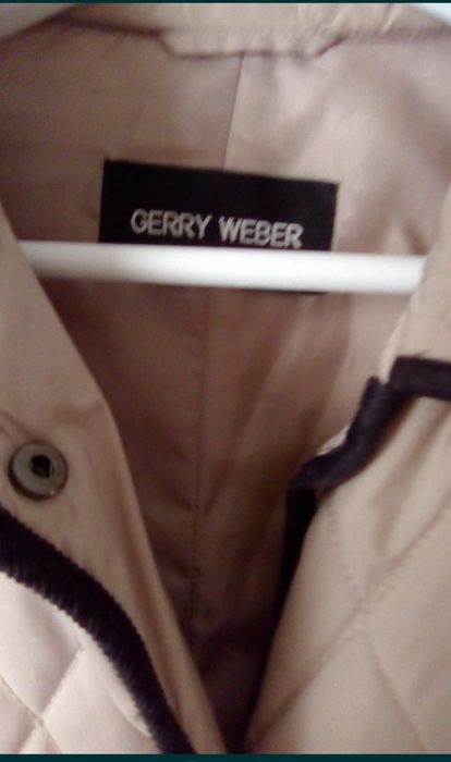 Geaca dama Gerry Weber,matlasata,usoara,eleganta L