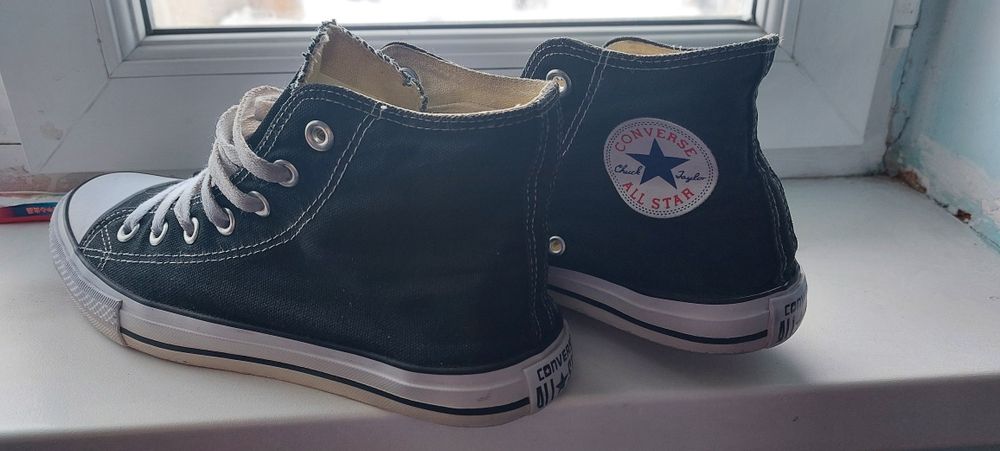 Кроссовки Converse