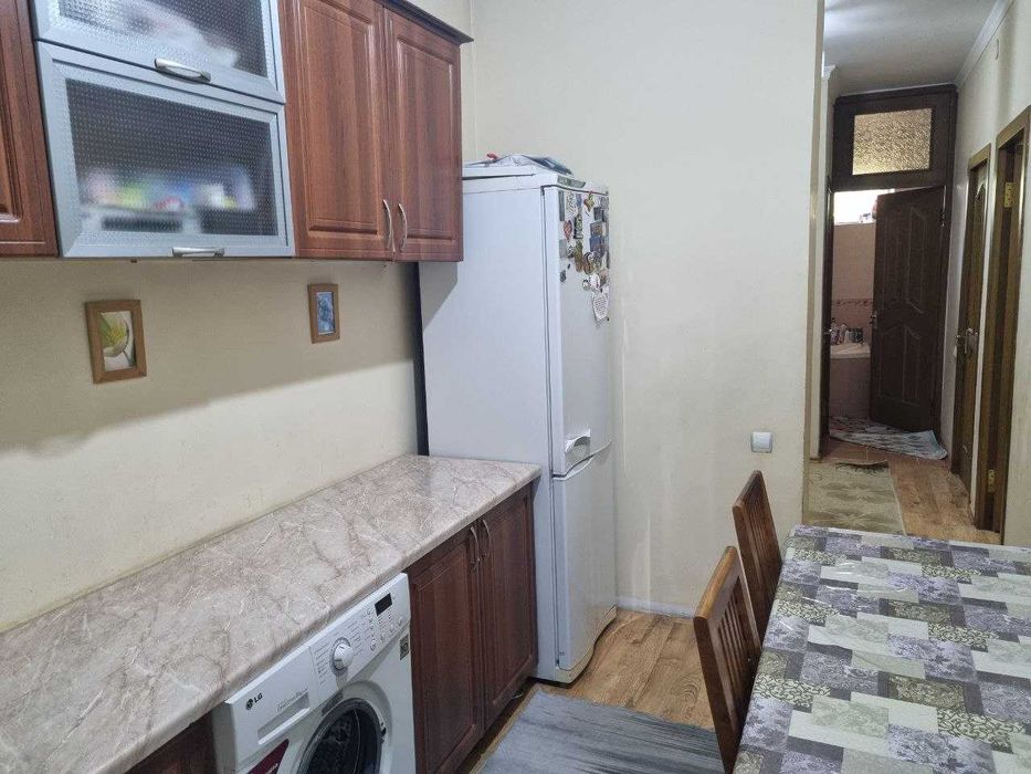 2х комнатная квартира, 1-й этаж