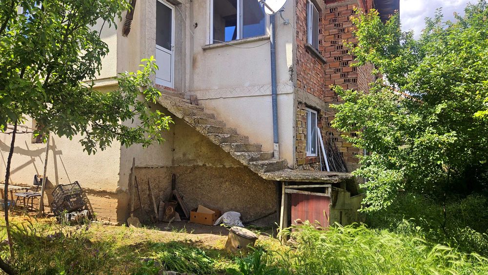 Продажба на къща