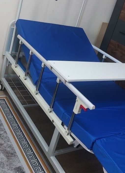 Продам инвалидную кровать
