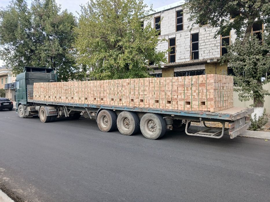 G'isht sotiladi poddonda 19 ta teshiklik