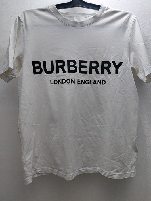 BURBERRY футболка оригинал б/у