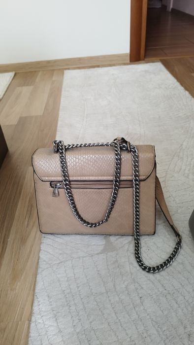 Дамски чанти и раница