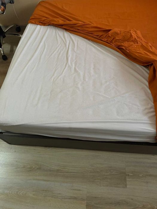 Спалня с размер 160х200см с матрак