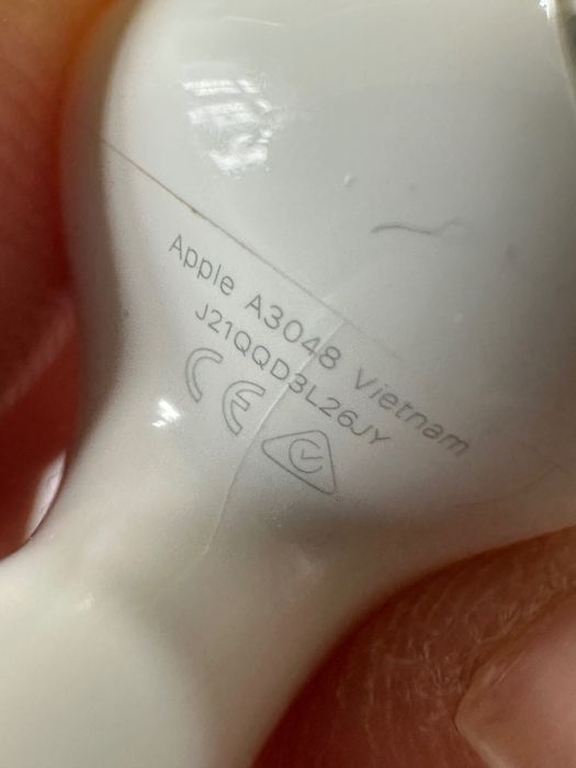 Apple AiRPODS Pro  2-nd  GENERATION - Лява