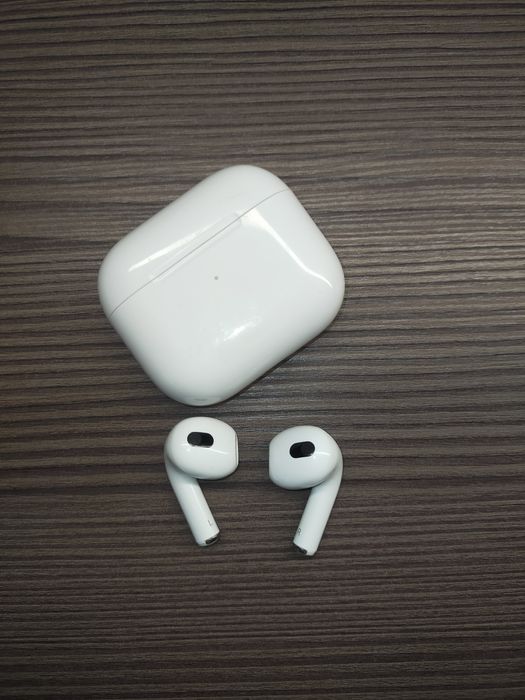 Наушники Apple AirPods 3 (белые)