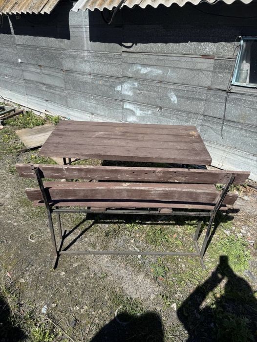 Продам стол с лавкой