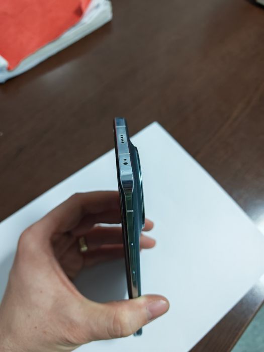 Vând Honor magic 5 pro 512 Gb