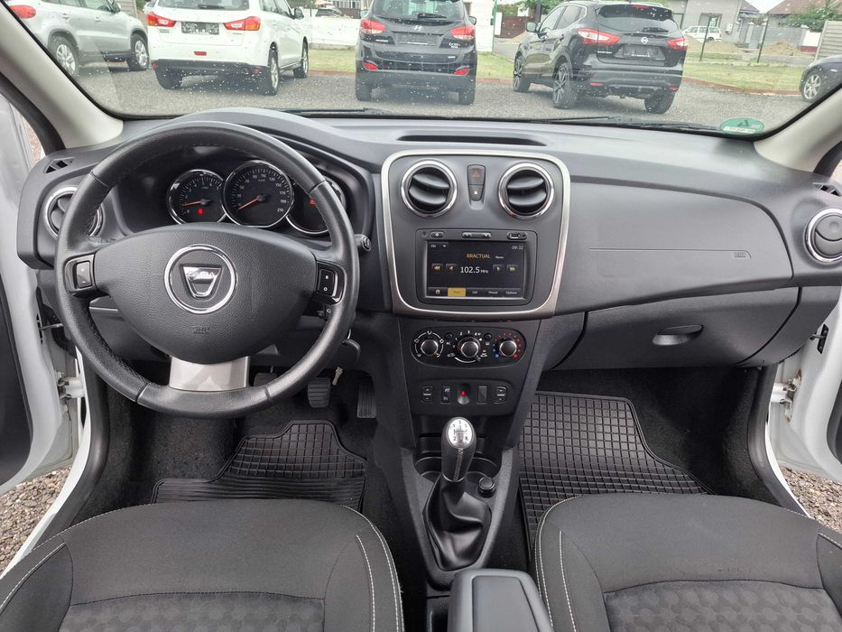 Dacia Sandero 1.5DCI an 2014, AC, NAVY, Posibil Garantie si RATE