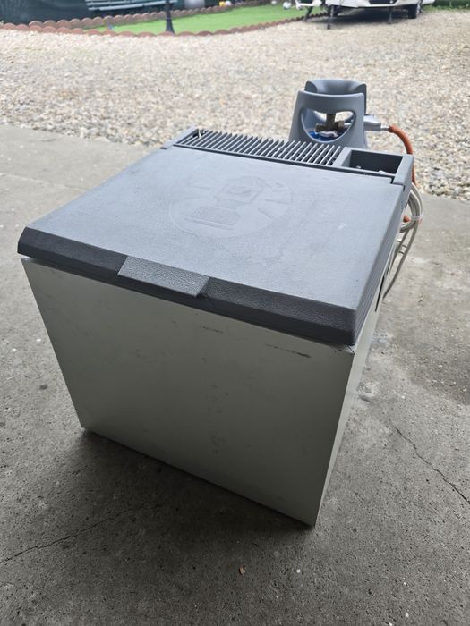 Lada frigorifica Coleman pe gaz, 220v si 12v