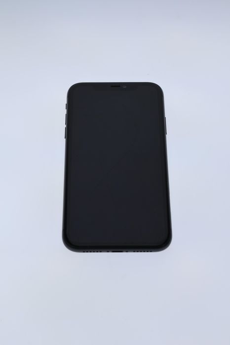 iPhone 11 64 GB-fum867