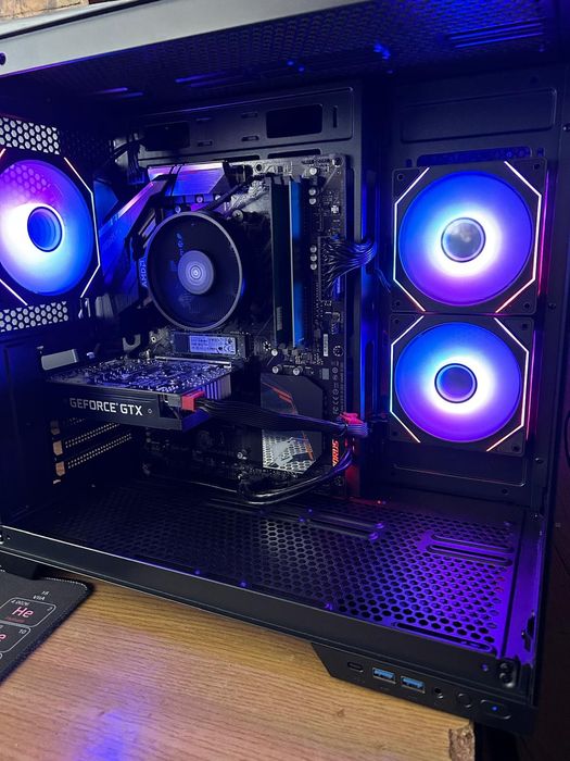 PC gaming|Ryzen 5 5500, gtx 1660 SUPER, 16gb ram ddr4