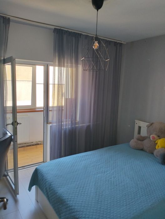 Apartament cu 3 camere