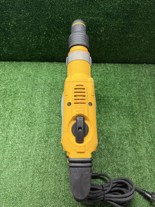 Перфоратор SDS MAX с регулаж на оборотите Dewalt D25614-qs