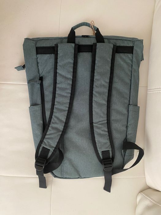 Нова с етикет. Регулираща се раница Schneider Electric