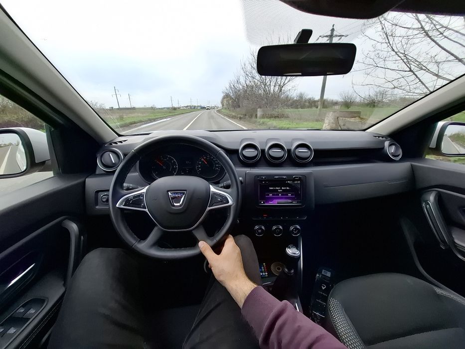 Dacia Duster 2 2020 Black/White 4x4 Adventure