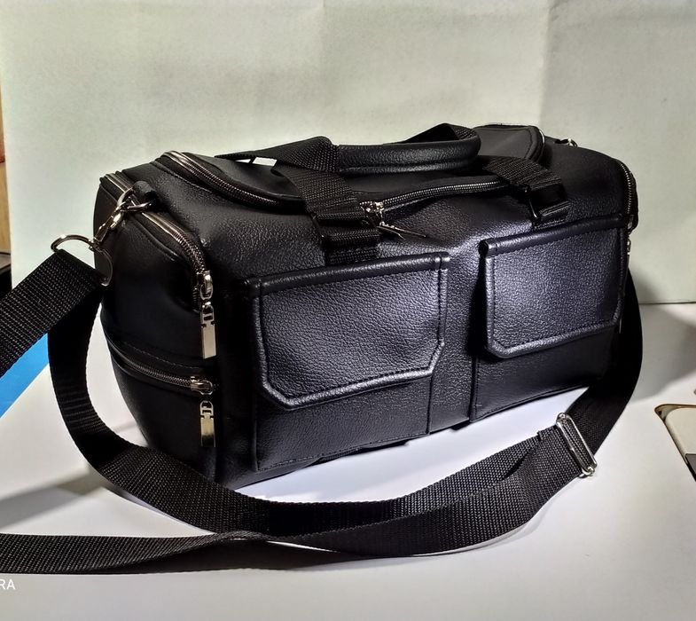 Иск-КожаСумка спортивная, дорожная качественная от производителя